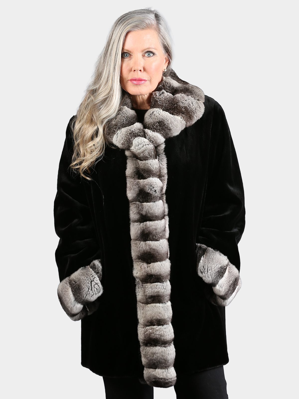 Woman S Dyed Black Sheared Mink Fur Stroller With Natural Chinchilla