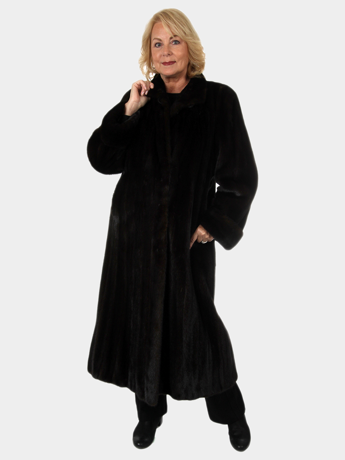 Ranch Female Mink Fur Coat - Women's Large (53752) | Estate Furs
