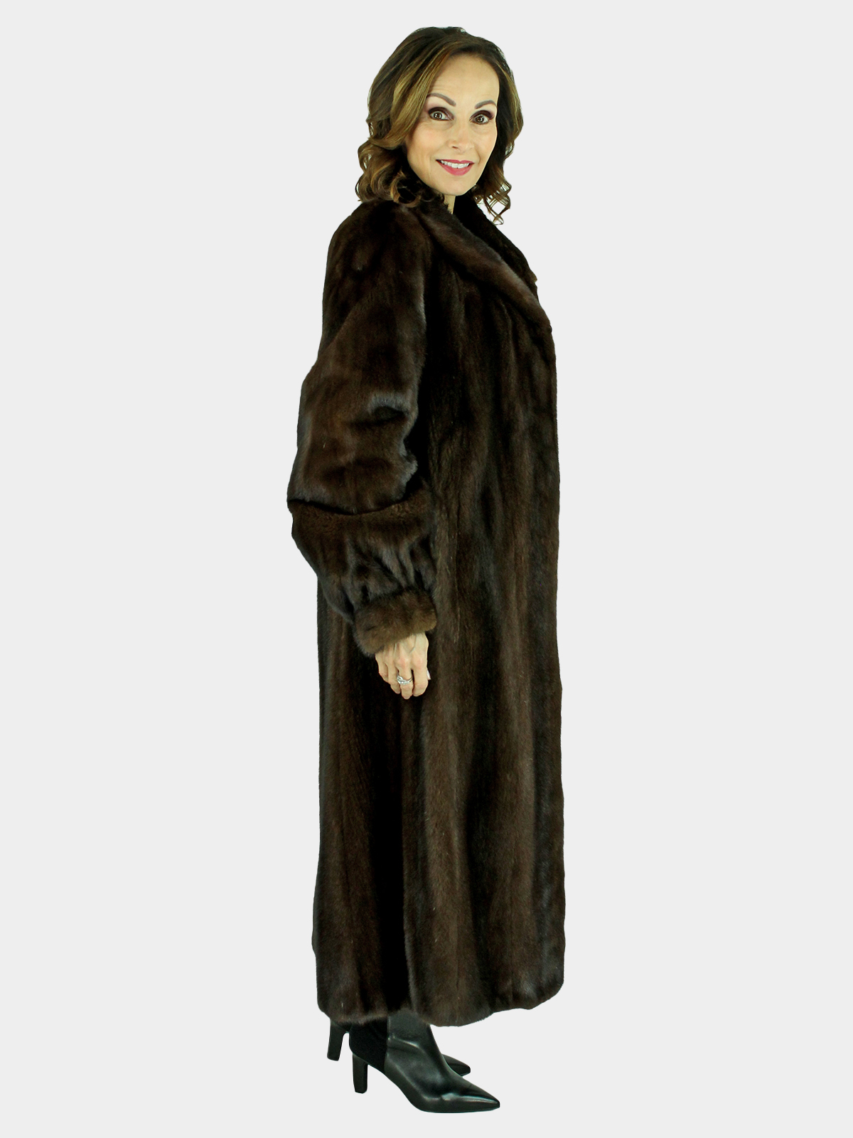 Women's Mahogany Mink Fur Coat | Estate Furs