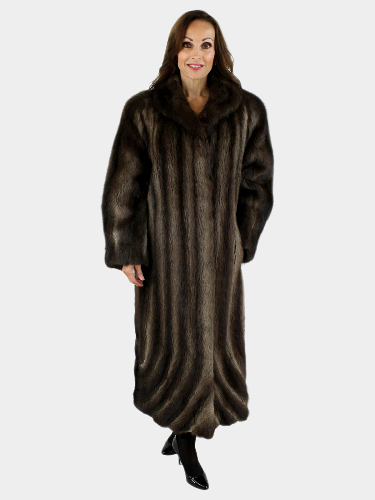 Women's Natural Muskrat Fur Coat | Estate Furs