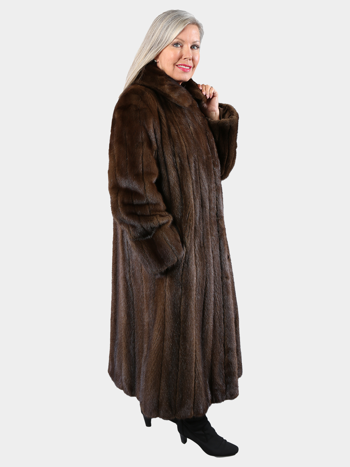 Mahogany Mink Fur Coat (Women's Large) - Estate Furs