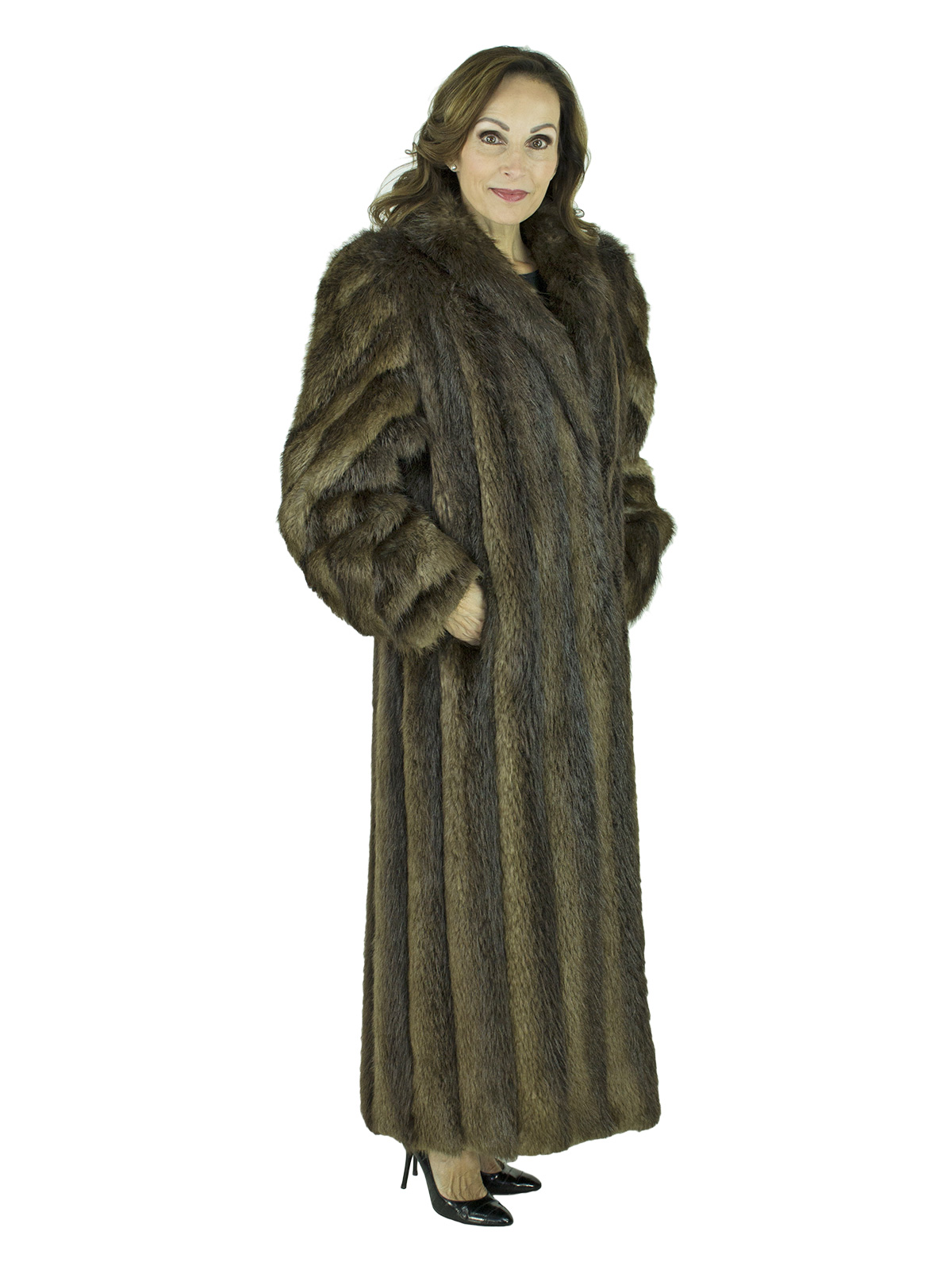 Medium Tone Long Hair Beaver Fur Coat | Estate Furs