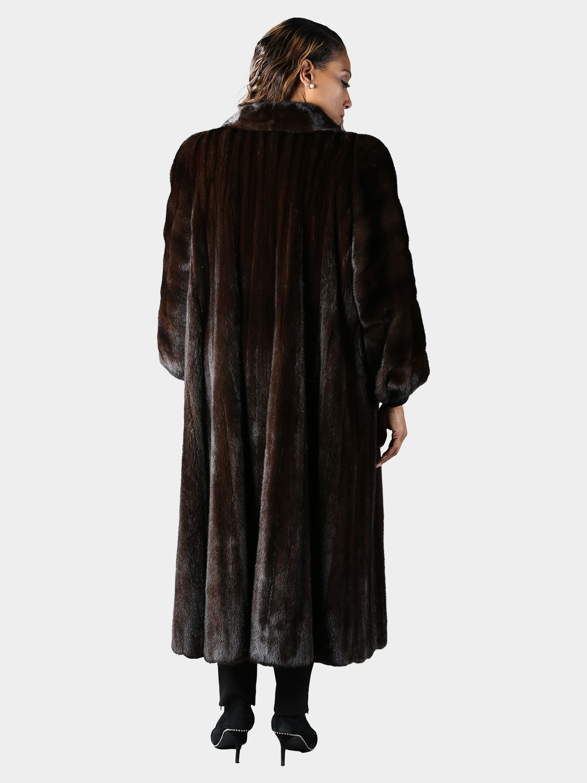 Woman's Natural Mahogany Female Mink Fur Coat - Estate Furs