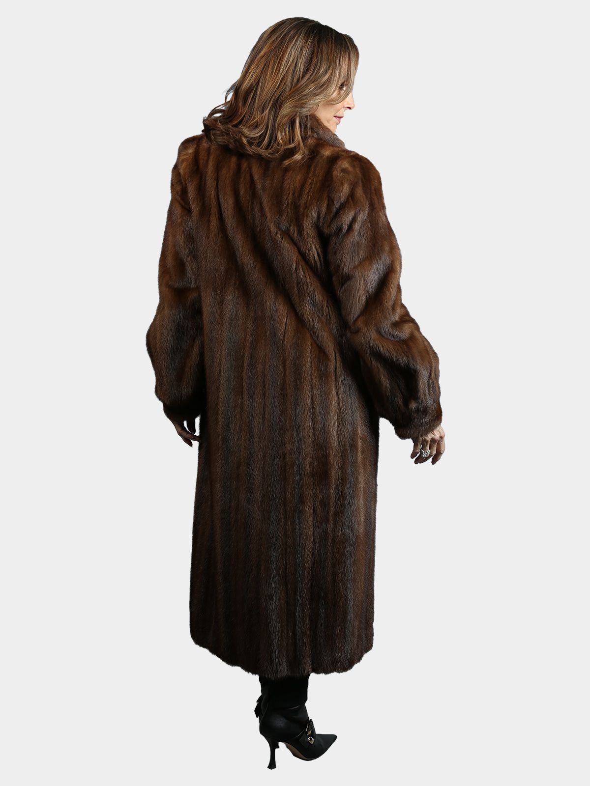 Woman's Natural Lunaraine Mink Fur Coat - Estate Furs