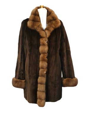 Women's Fur Strollers & Mink Strollers | Estate Furs