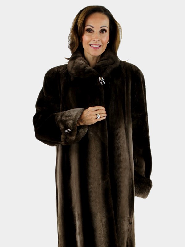 Woman's Phantom Sheared Beaver Fur Coat | Estate Furs