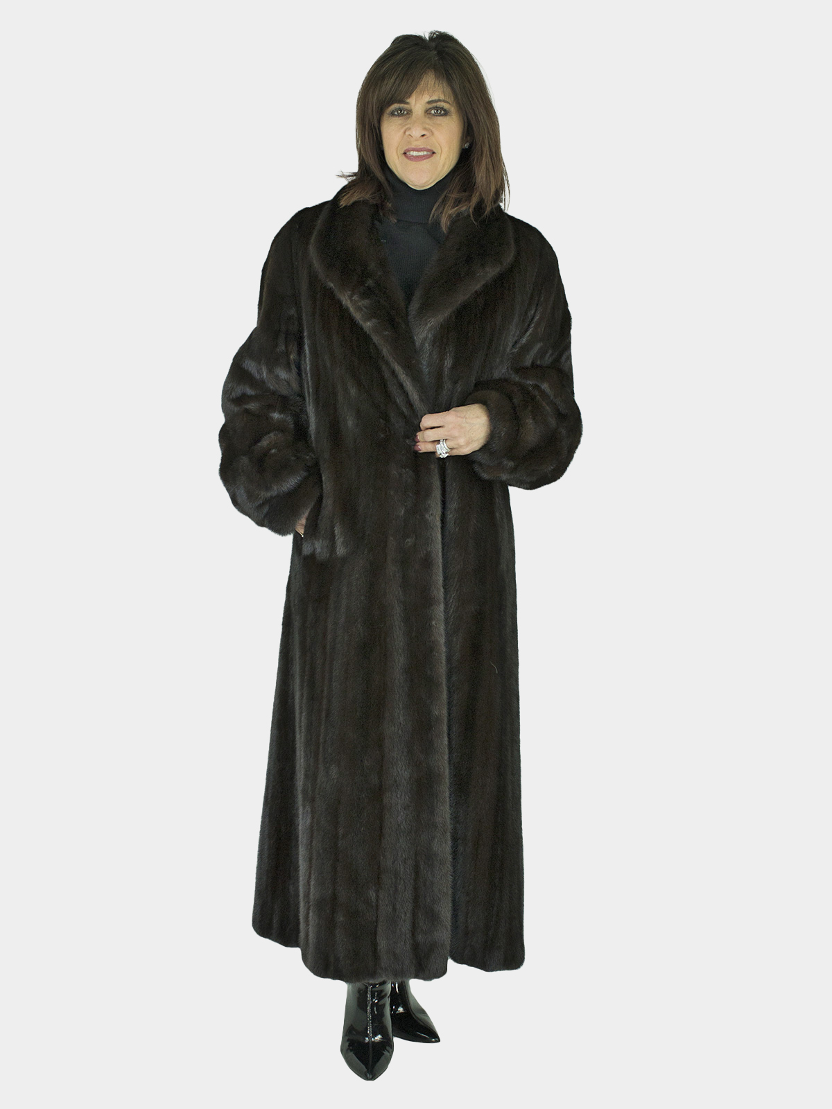 Women's Ranch Female Mink Coat (Large) | Estate Furs