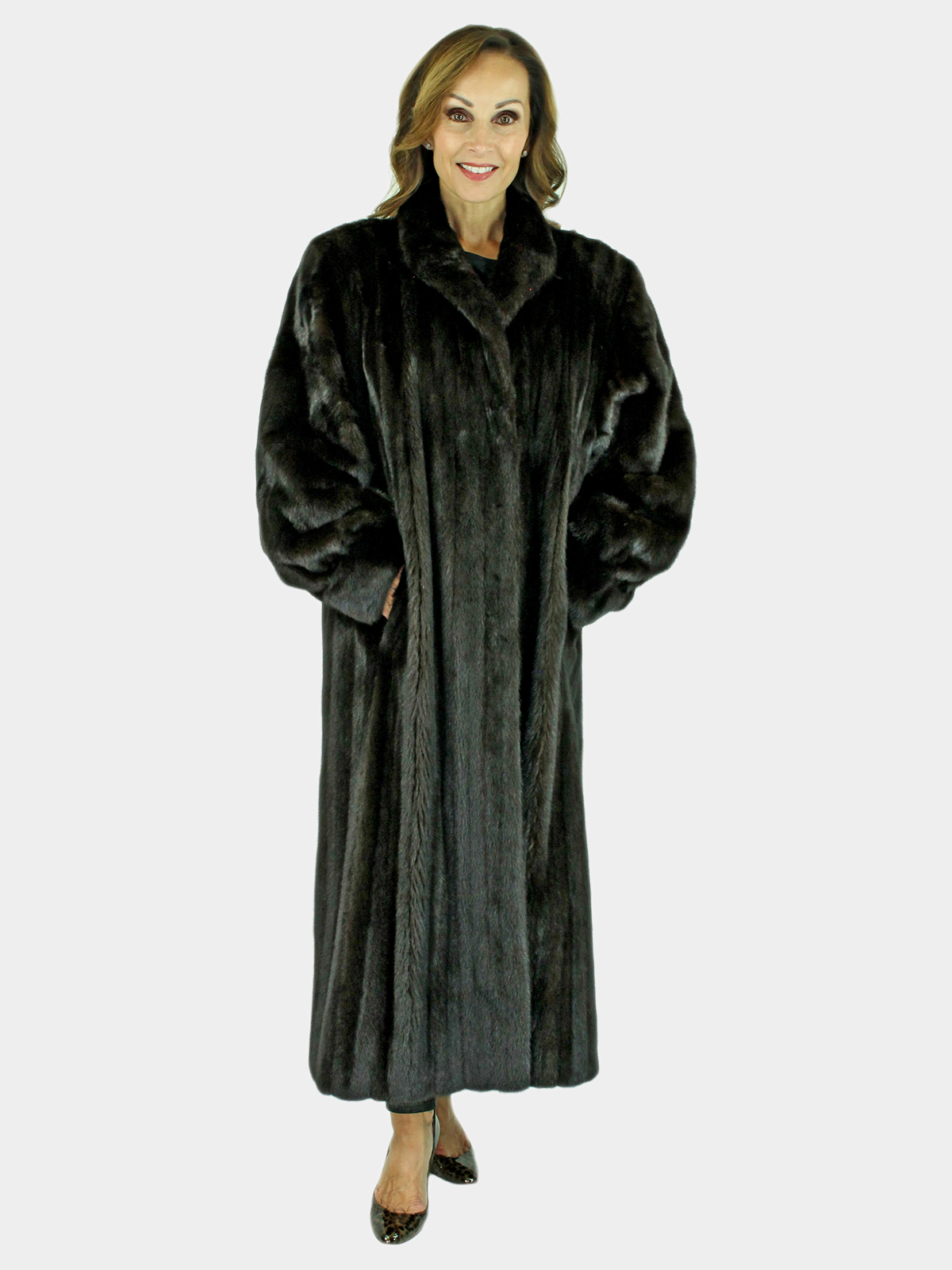 Ranch Female Mink Fur Coat - Large | Estate Furs