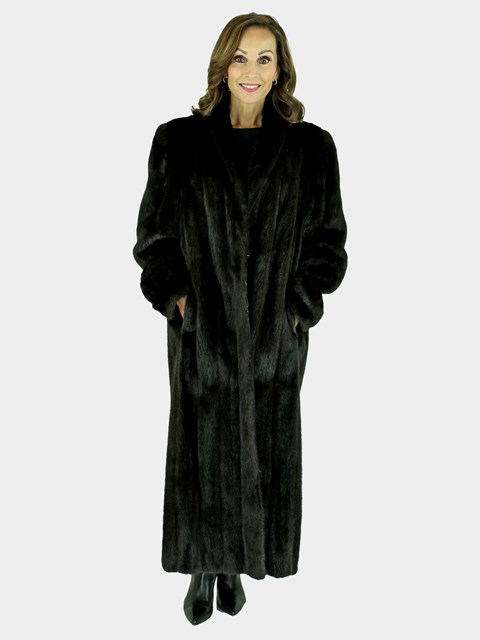 Woman's Ranch Female Mink Fur Coat