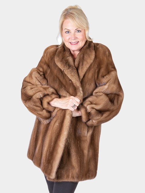 Woman's Demi Buff Mink Fur Stroller