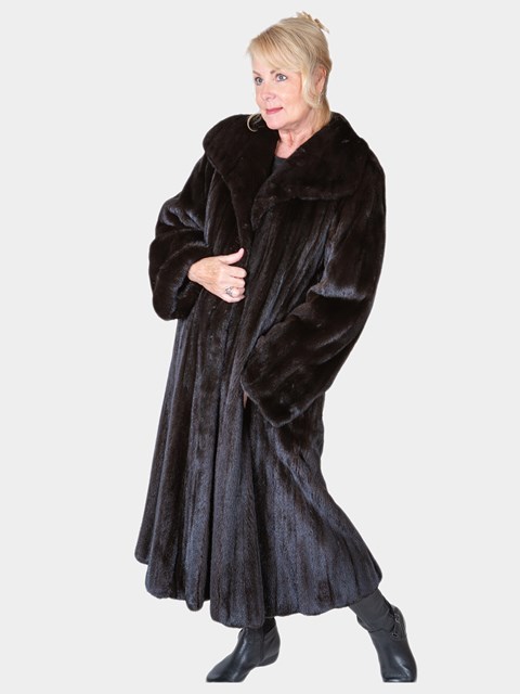 Woman's Ranch Female Mink Fur Flared Swing Coat