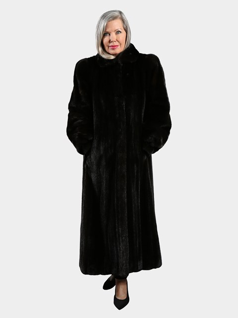 Woman's Blackglama Female Mink Fur Coat