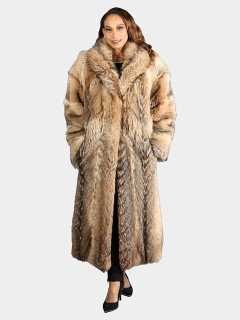 Woman's Natural Tanuki Fur Coat