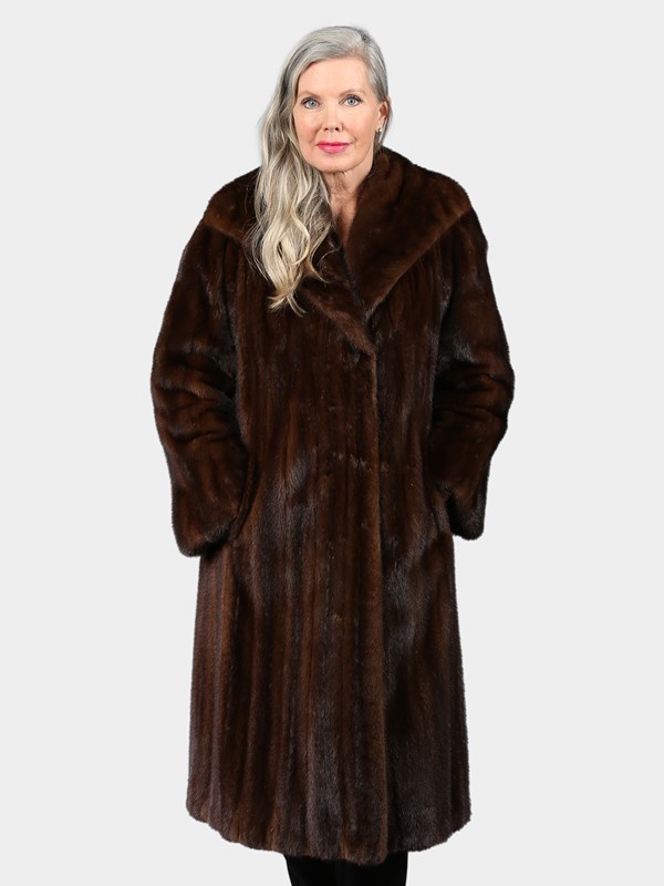 Woman's Vintage Natural Mahogany Female Mink Fur Coat