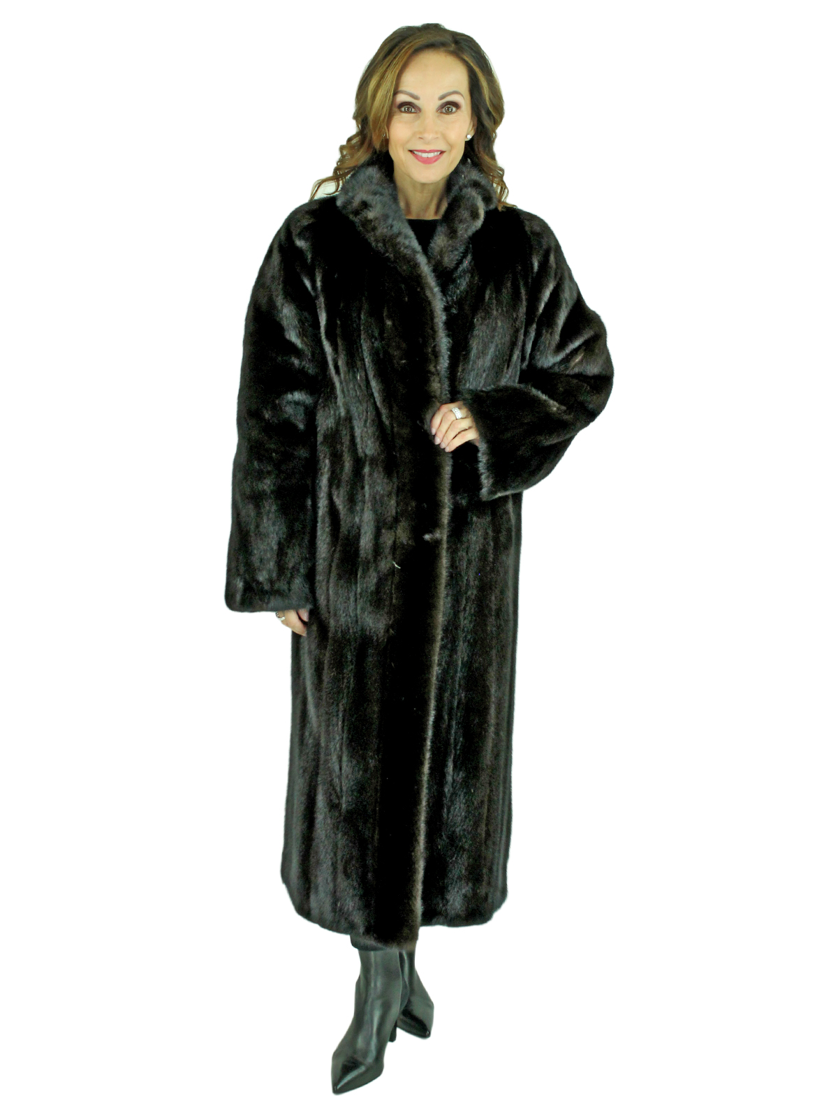 Blackglama Ranch Mink Fur Coat - Women's Mink Fur Coat - Xxl